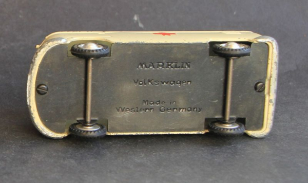 Märklin Volkswagen T1 Bus Krankenwagen 1960 Metallmodell (1454)